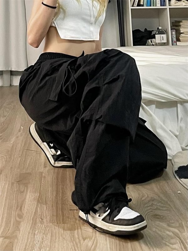 81CmFSAE4KL._AC_SL1500 Women Cargo Pants Trendy Parachute Pants Elastic Waist Hiking Pants Lightweight Waterproof Baggy Joggers with Pockets